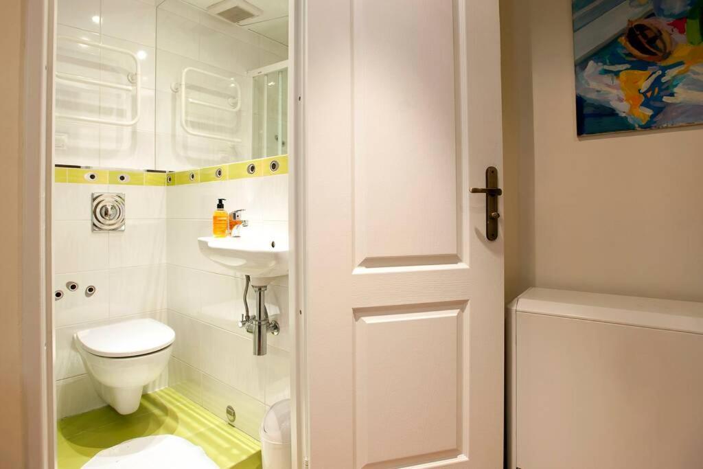 Apartamento Supercute Mini House In The Center Cracovia Exterior foto